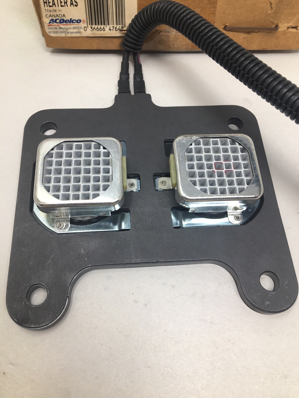 GM 24501661 ACDelco 21611 EFE Carburetor Insulator Heater Standard EF4