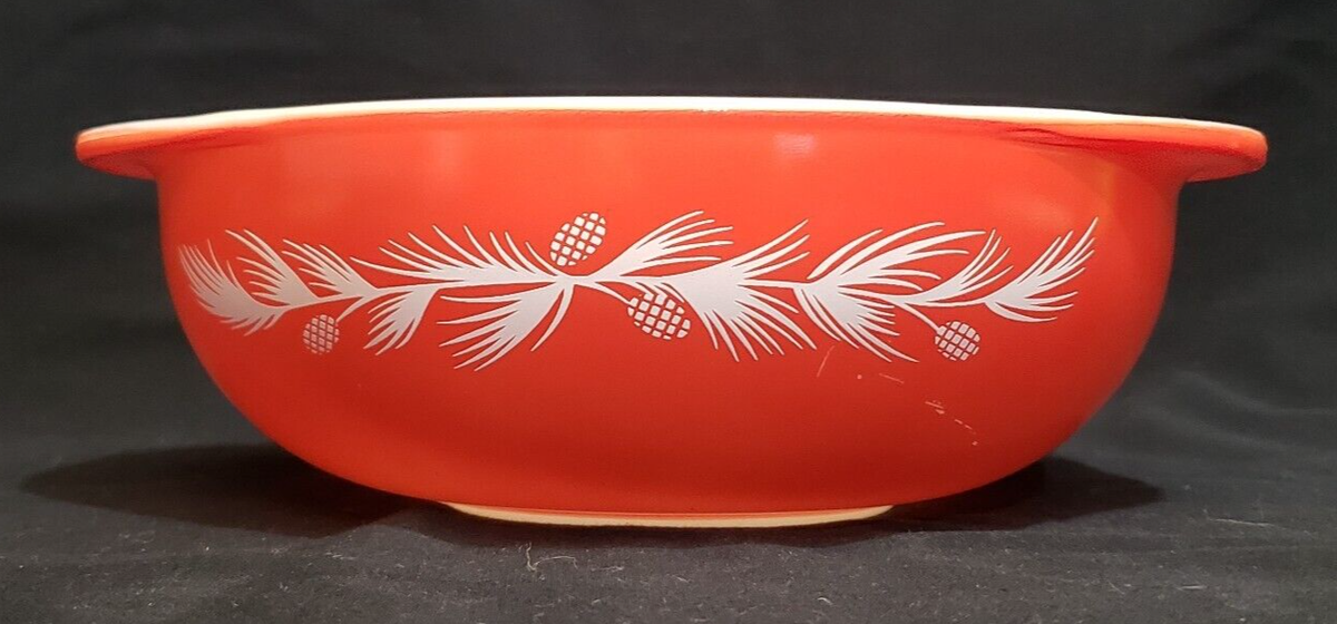 Pyrex 024 2 Qt Round Casserole Bowl - Orange Holiday Christmas