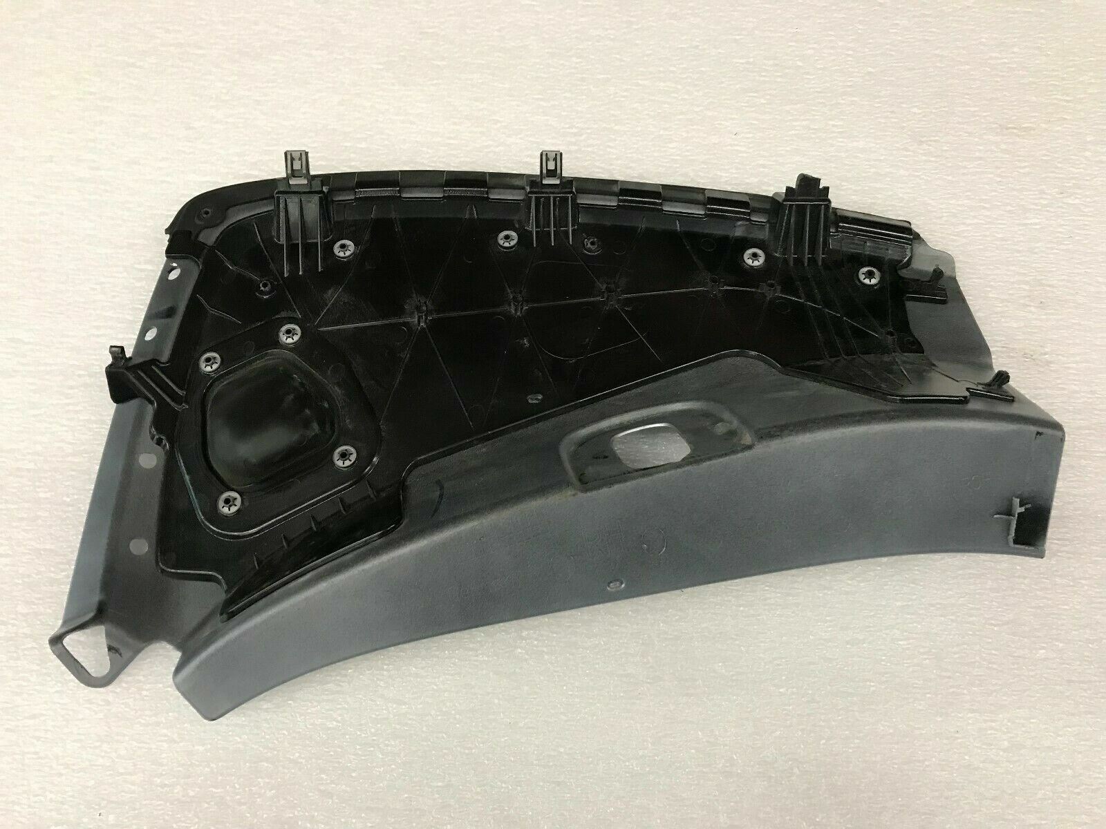 LAMBORGHINI HURACAN LP610 RIGHT PASSENGER QUARTER PANEL DOOR JAM PANEL TRIM OEM