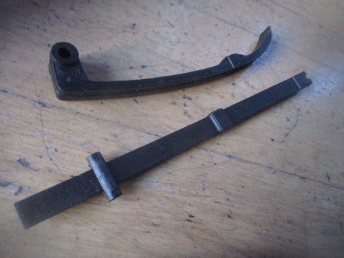 SUZUKI GN125  F401  2 x Steuerkettenschiene  Steuerkette Schiene