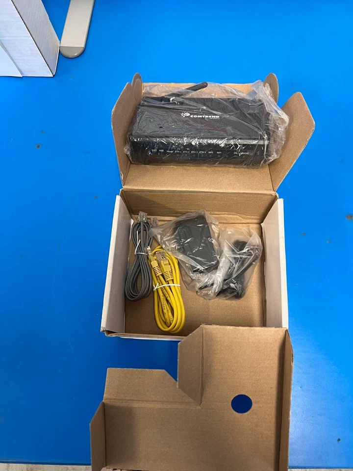 Comtrend AR-5381U 802.11n USB Host ADSL2+ Wireless Router (NEW) - Image 2 of 2