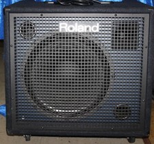 ローランド KC-100 キーボード ミキシング & ギターアンプ! 60ワット