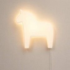 IKEA HASTHAGE Kinder LED Wandlampe Dalapferd weiß 10 x 10 x 2" Neu HÄSTHAGE