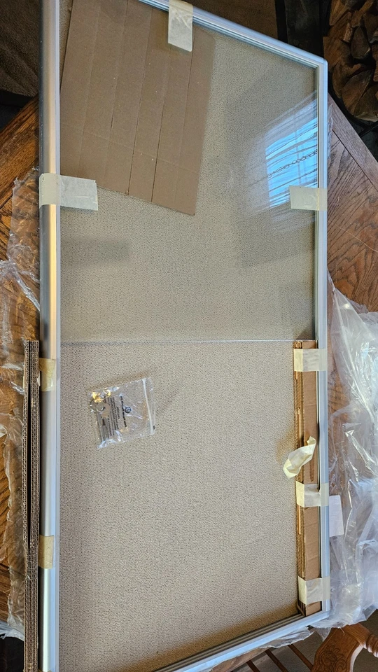 Peter Pepper MMD MiniMint Wall Mounted Bulletin Tack Board Glass Cork NICE! - Image 4 of 4