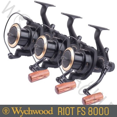 Wychwood Karpfenrolle Riot FS8000 x3 FreeSpool Friedfischangeln FS