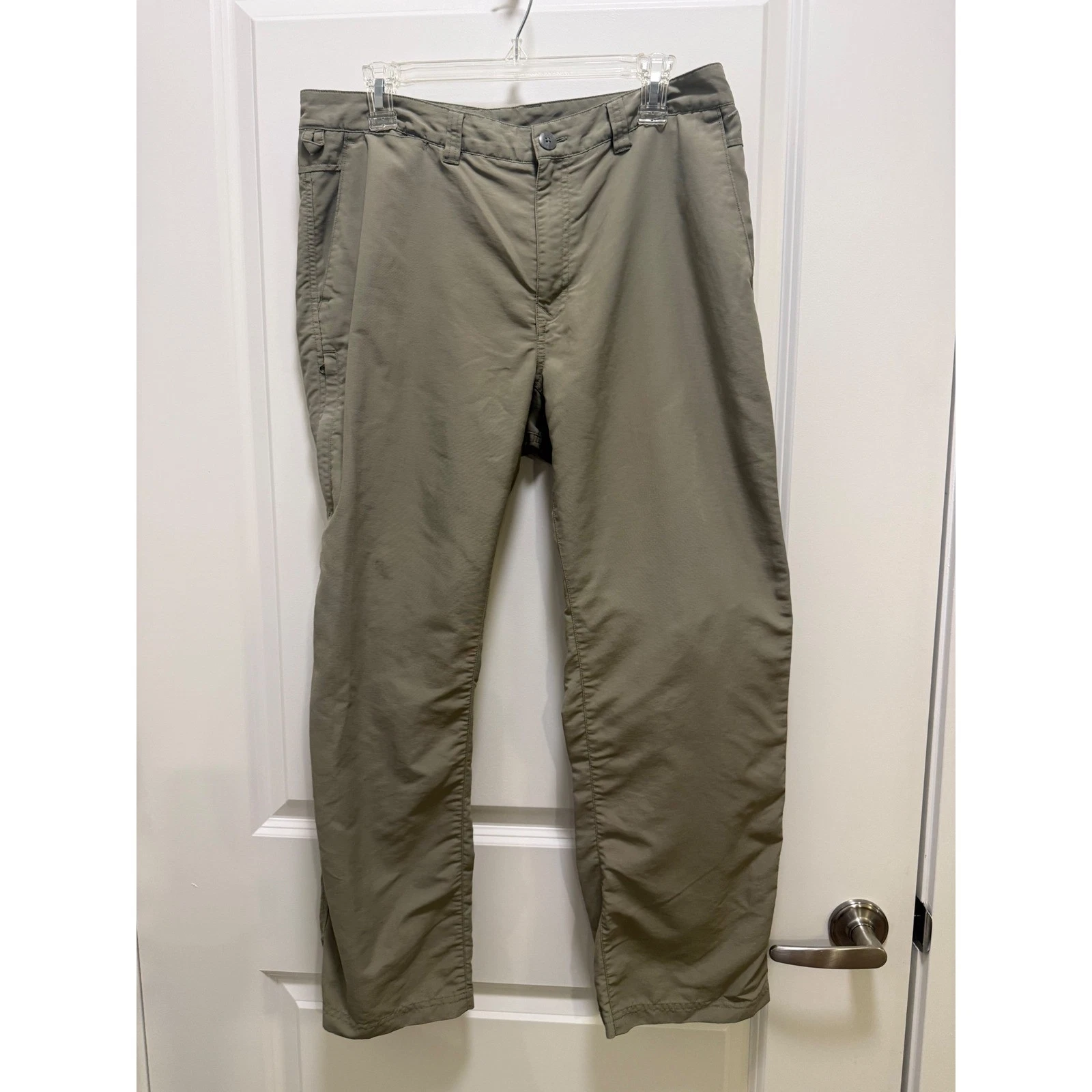 REI Co-op Mens Hiking Pants 34x30 Olive Green Straight Leg Technical Outdoor
Opens in a new window o