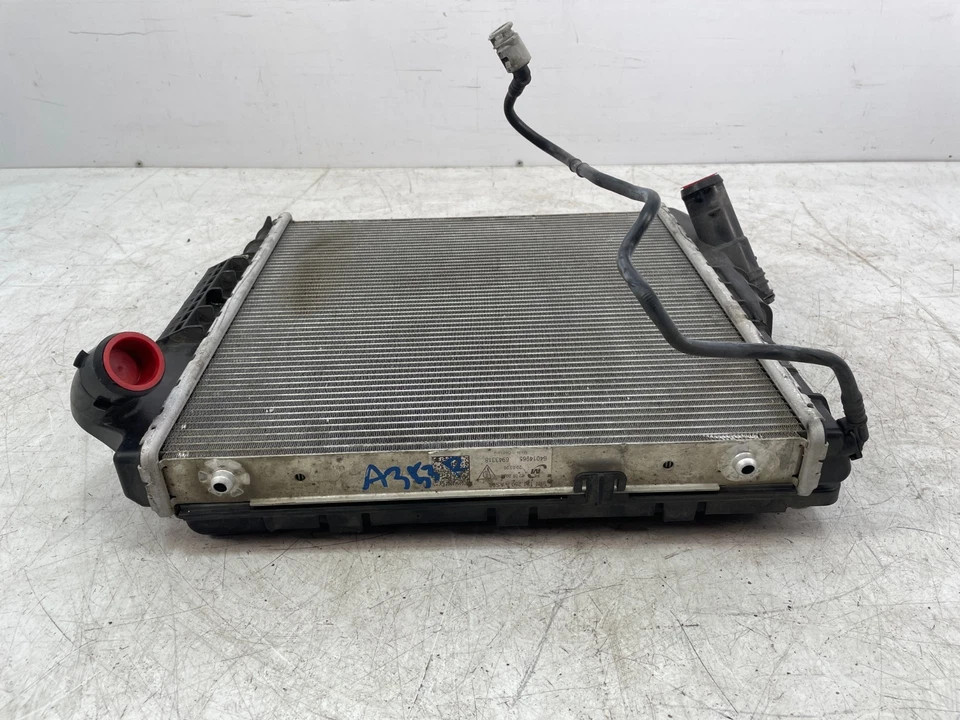 ✅ Radiador de refrigeración del motor delantero derecho 17-24 OEM Porsche 718 Boxster 982 2,0 L 36 k Foto 4 de 4