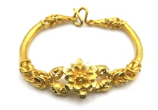 18K Gold-Plated Jasmine Flower Bracelet Charm, 7" – 22.8 g | Elegant Gift
