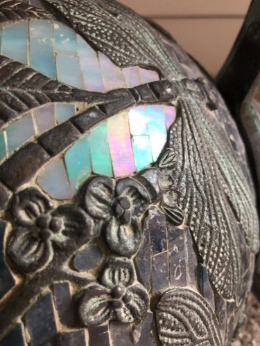 Tiffany Style Dragonfly Table Lamp With Dragonfly Mosaic Bronze Metal Base MOP - Picture 17 of 17