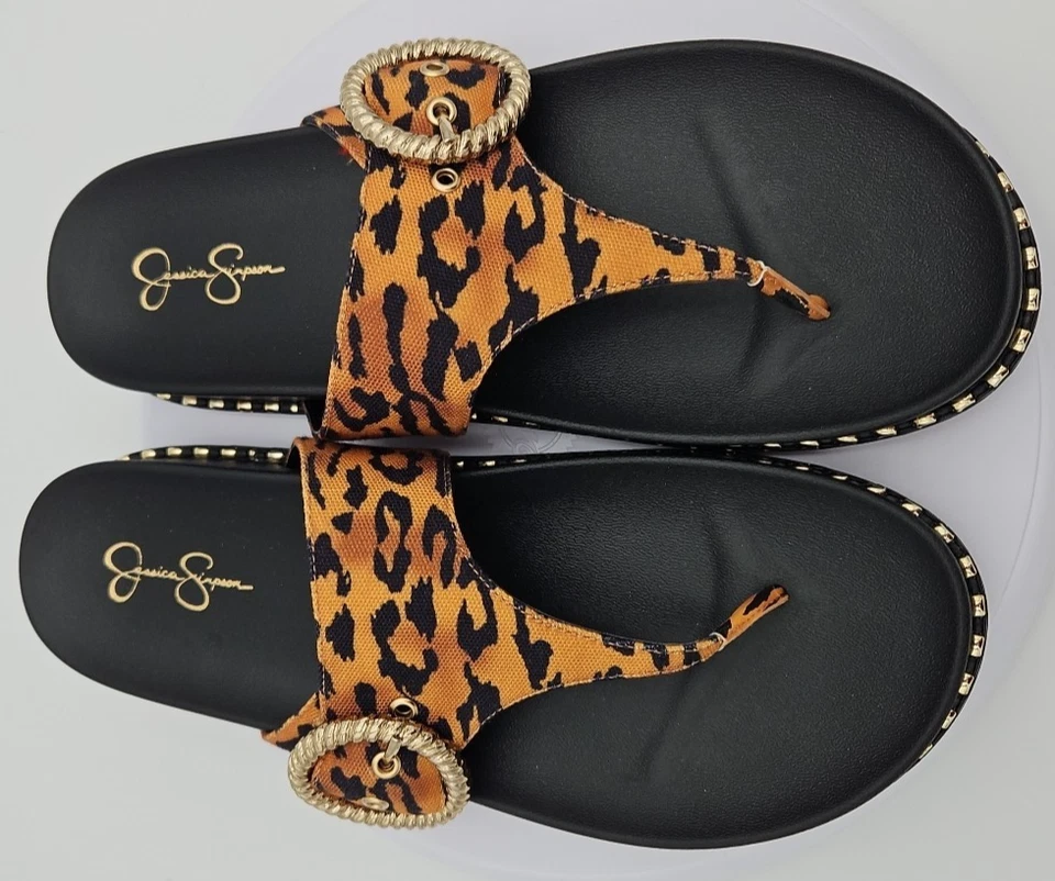 Jessica Simpson CYMMERI Sandalia Tanga Deslizable Marrón Estampado Guepardo Hebilla Dorada Usada en Excelente Condición Foto 3 de 4