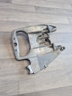 Johnson Evinrude Outboard Tiller Steering Mount Bracket 326044 25hp 35hp