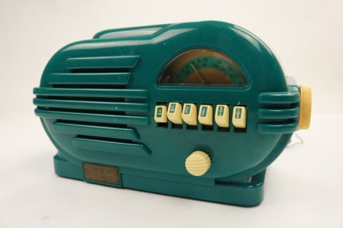 Crosley CR-3 Collector's Edition AM/FM Radio Cassette Player Teal Green AS IS