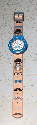 FLIK FLAK CHAPEAU MELON BULLDOG w/BOWLER HAT ANALOG CHILD'S WATCH NO BOX