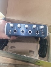 PreSonus HP4 Amplificatore Distribuzione Cuffie 4 Canali con Alimentatore e Scatola