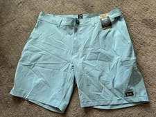 Pelagic Men’s 18” Mako Hybrid  Shorts Slate Size 36 $69