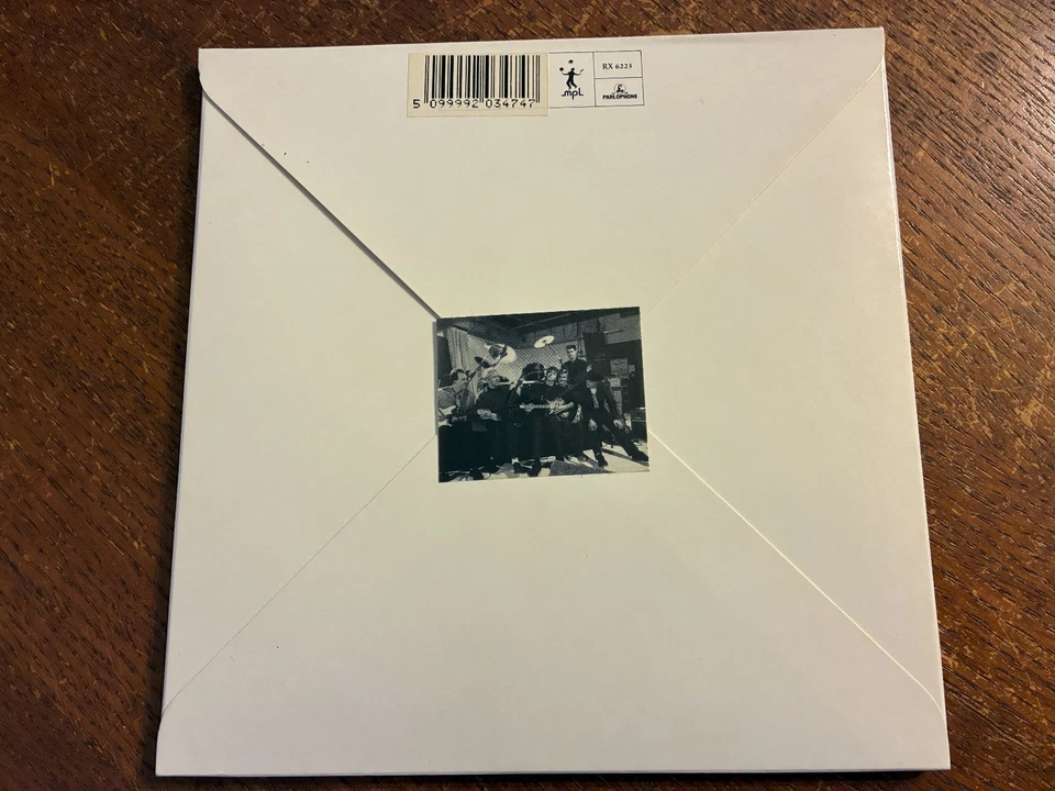 Paul McCartney 'This One' 1989 UK Limited Postcard Pack 7" Vinyl 45 - NEW SEALED - Image 3 of 4