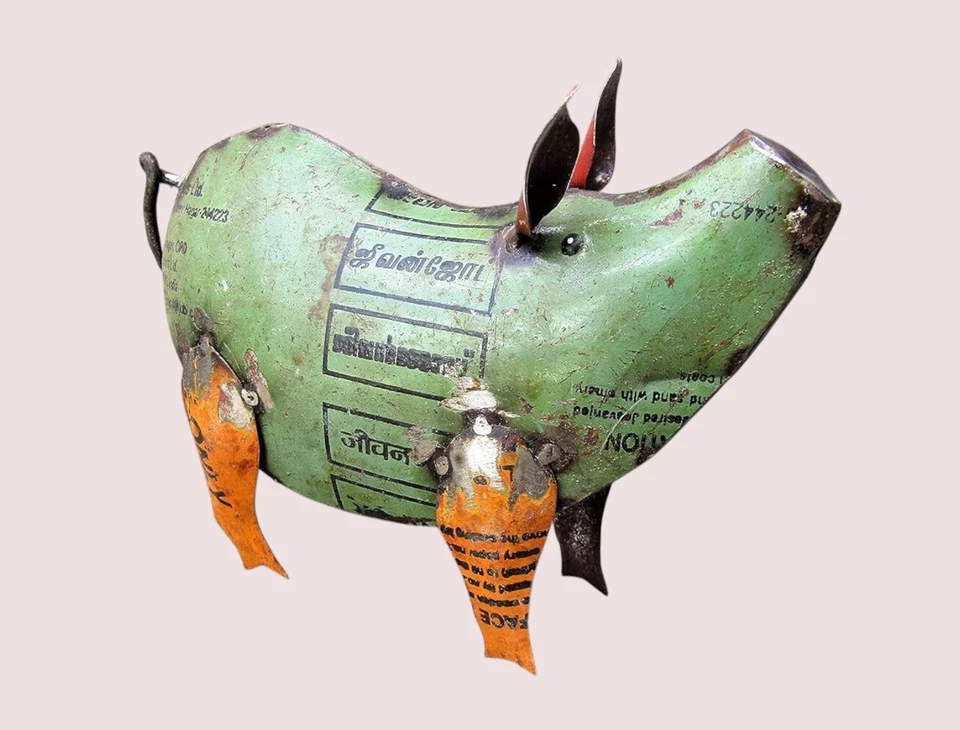 Pequeña estatua rústica de cerdo de chatarra reciclada de 6,5" hogar granja jardín Foto 4 de 4