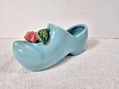 VTG McCoy Pottery Blue Dutch Shoe Planter Pink Rose Floral Accent USA 1940s MCM