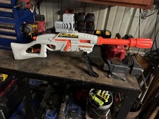 Buzz Bee Range Master W/ All Attachments and Infrared Scope Works Great