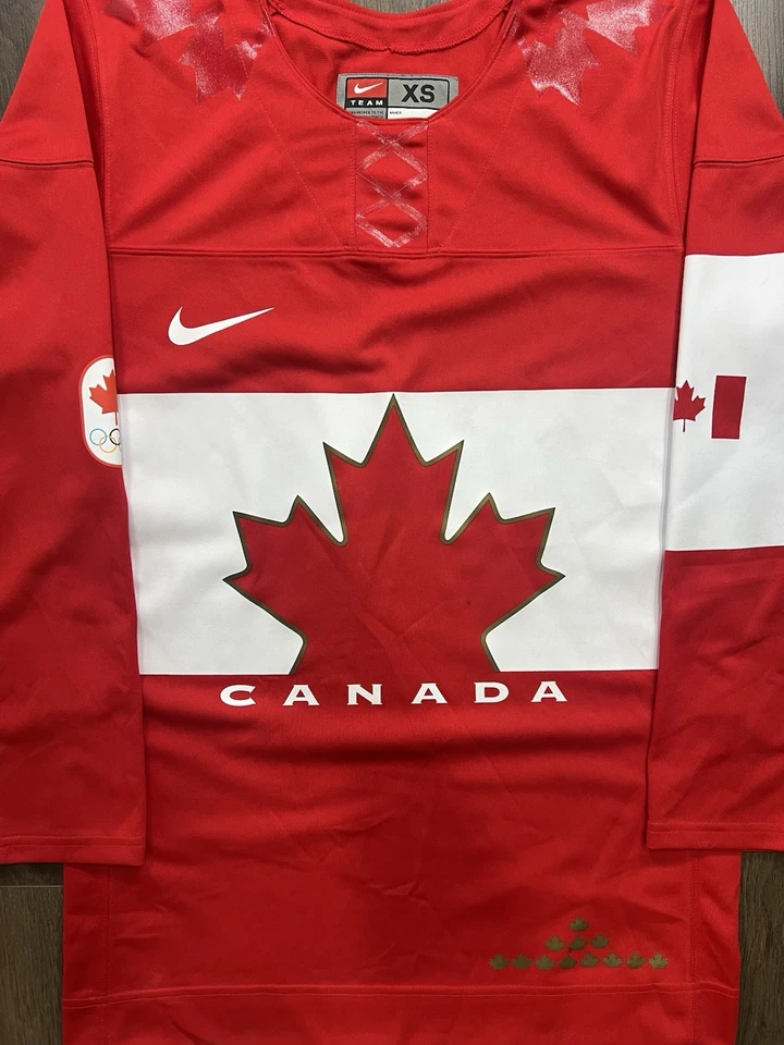 Camiseta deportiva de hockey Nike del equipo de los Juegos Olímpicos de Canadá 2014 grande roja IIHF dorada Foto 2 de 4