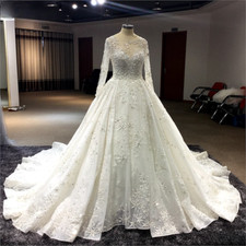 Luxury Princess Long Sleeves Cathedral Royal Train Wedding Gown Bead Bridal Gown