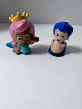 Lot of 2 Viacom International Bubble Guppies 2" Figures/Cake Toppers
