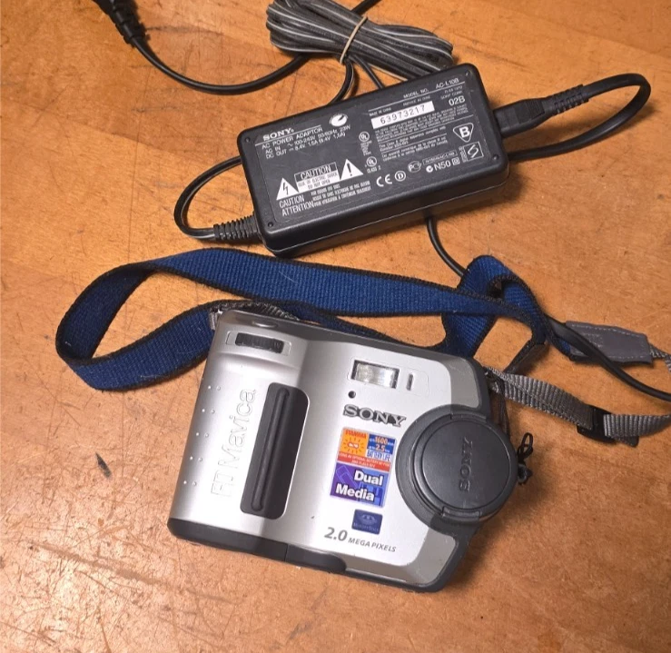 Sony FD Mavica デジタルカメラ ACアダプター付き Sony Sony Mavica Digital SLR Cameras for Sale - eBay