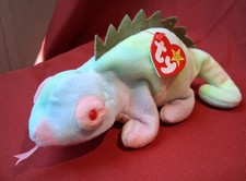 Vintage Retired Ty Beanie Babies - Iggy w/Tongue the Iguana DOB August 12, 1997