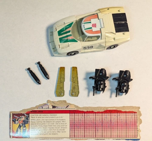 G1 Transformers Wheeljack Hasbro Takara Racecar Autobot Figure Vintage