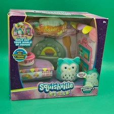 BRAND Squishmallows Squishville Winston’s Bakery Playset Mini Squishmallow