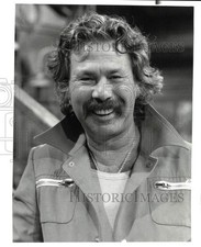 1982 Press Photo James Komack, Executive Producer, "Chico and the Man" 1982 Press Photo James Komack, Executive Producer, "Chico and the Man"