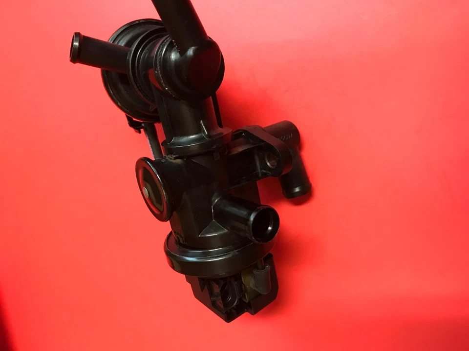 Nueva válvula de derivación de inyección de aire secundaria DV17 para Buick Century, Chevrolet Foto 3 de 3