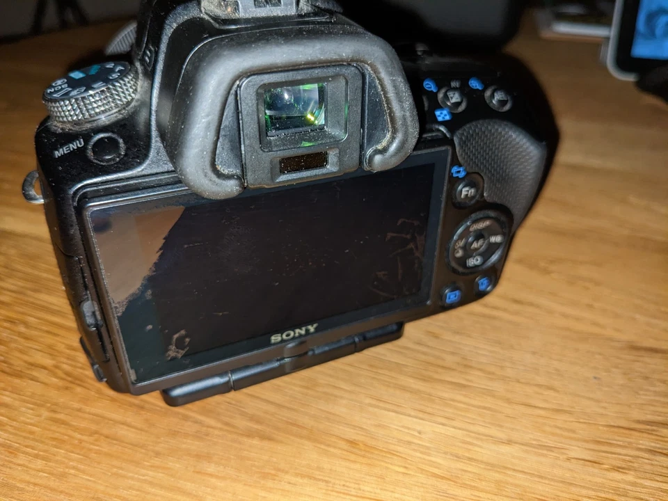 Sony Alpha 33, Foto 3 von 5