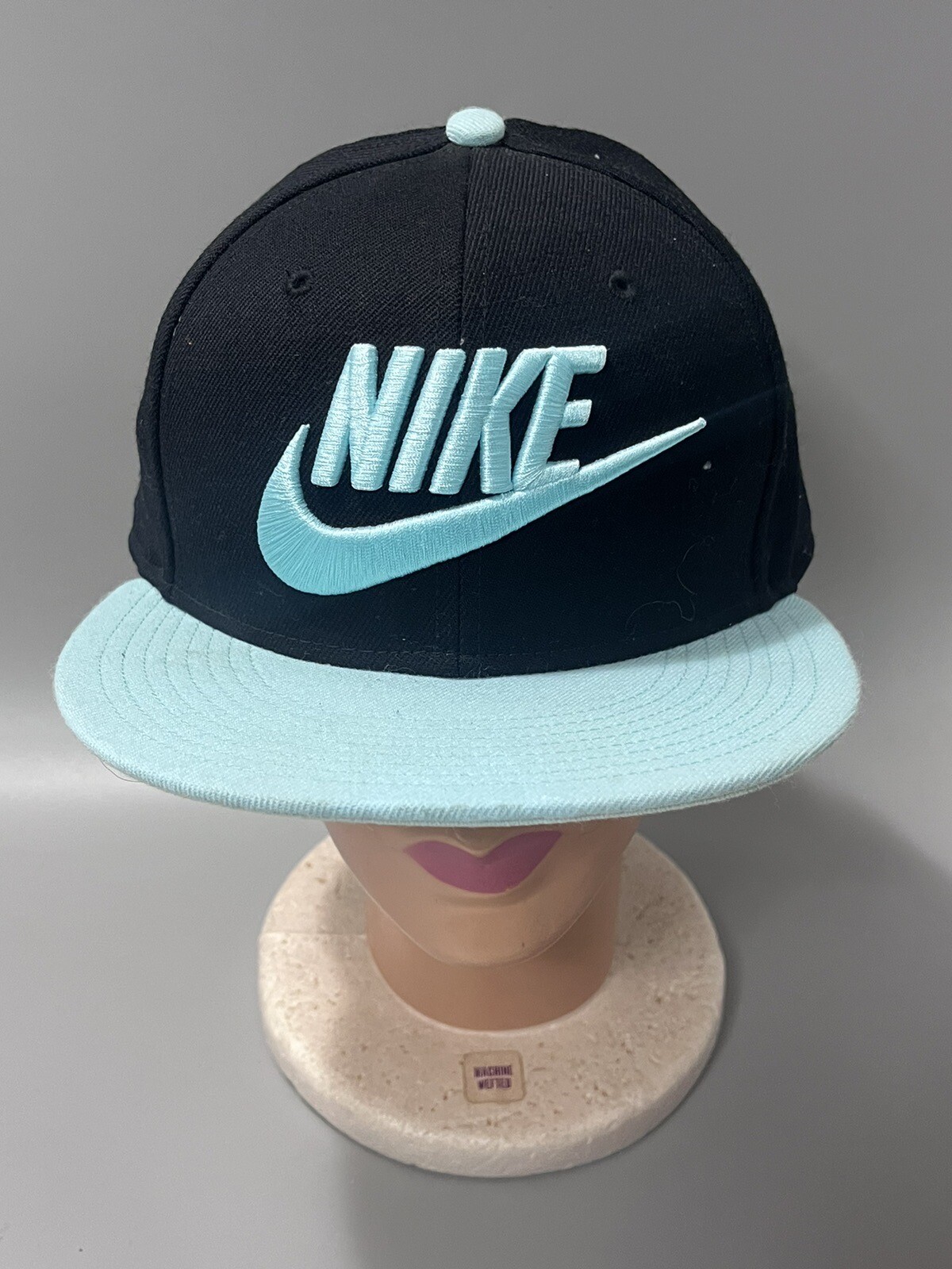 mens black nike snapback