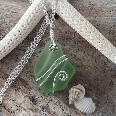 Hawaiian Jewelry Sea Glass Necklace, Wire Peridot Necklace Green Necklace,