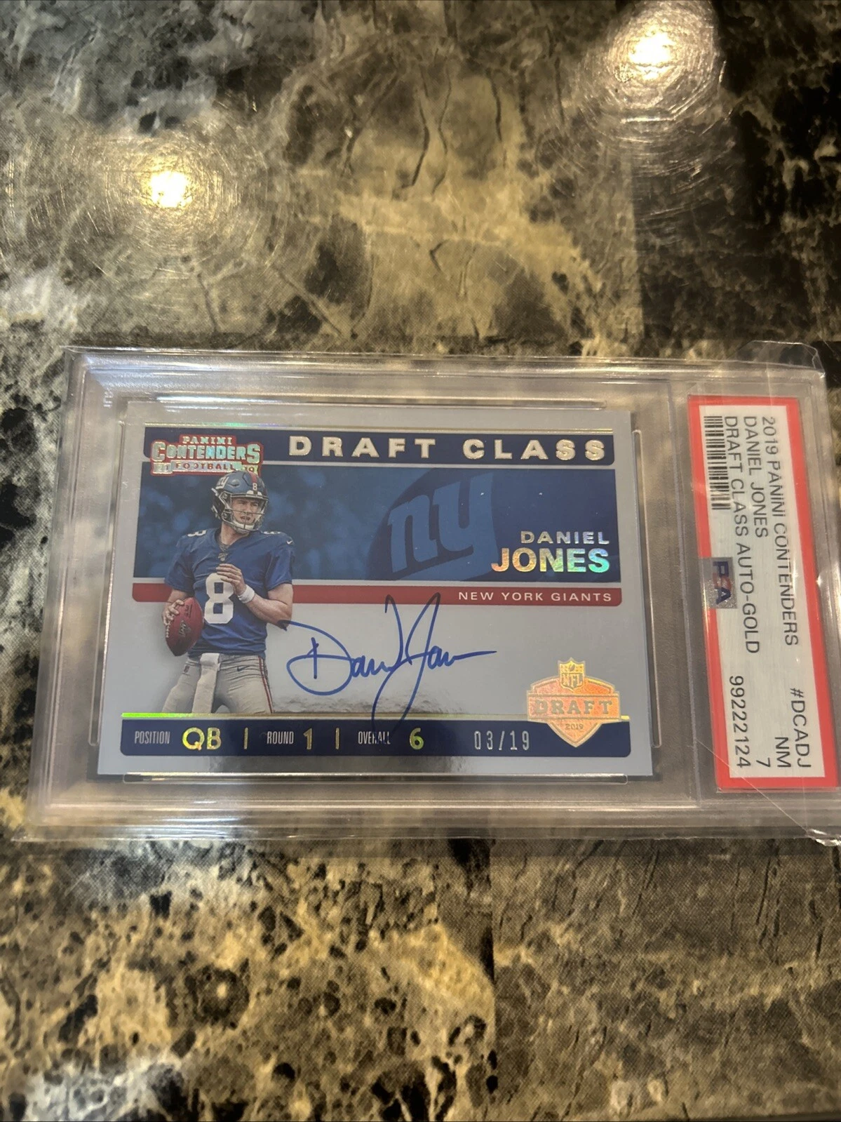 Daniel Jones Panini Contenders Draft Class Autographs #DCADJ Gold