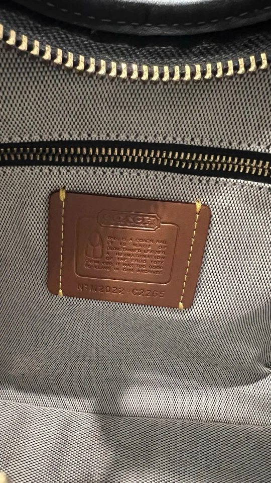 Cuero Genuino - Auténtico Bolso de Hombro Coach Ergo Cuero Negro C2265 Foto 4 de 4