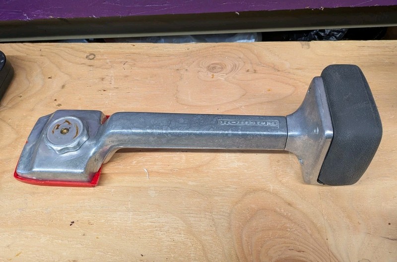 Roberts Knee Kicker Carpet Stretcher 10–412 Adjustable Teeth Tool Length 