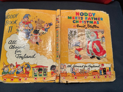 Noddy Meets Father Christmas - 1960 copy, by Blyton, Enid