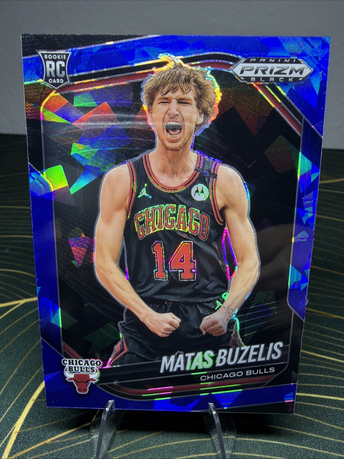 Matas Buzelis 2024-25 Panini Prizm Black #41 Blue Ice 117/125 Rookie RC Bulls