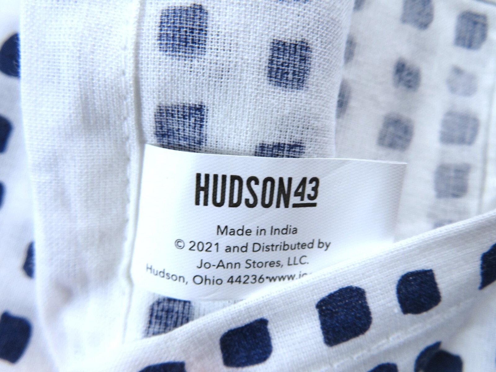 Hudson43 Napkin Set 4 Piece Blue Squares On White 20X20 Cotton New Without Tags