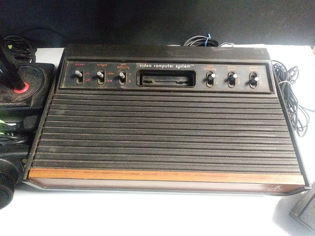 1978 Vintage Atari Video Computer System Model CX2600 6 Switches 3