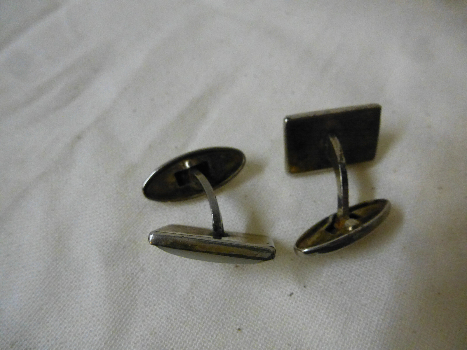 alte Manschettenknöpfe, hab ich zur Kominion bekommen vor ca. 50 Jahren.