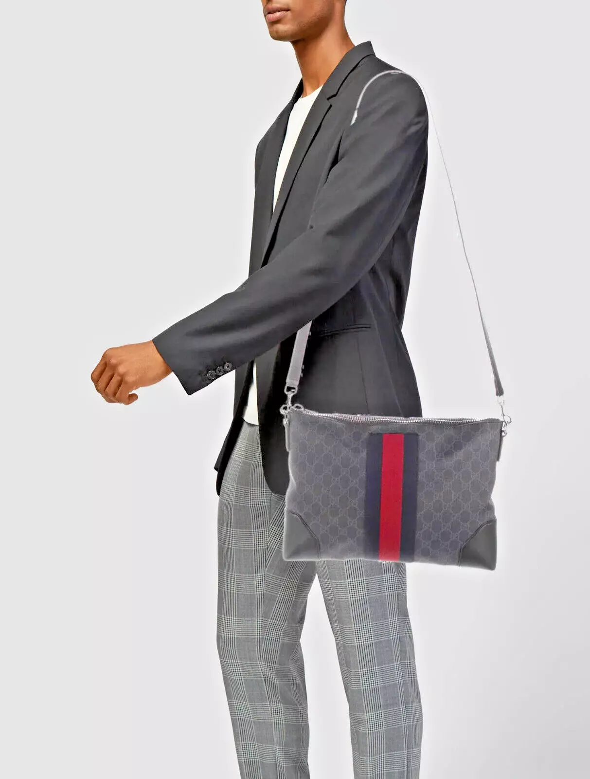 Sac bandoulière Gucci GG Supreme bleu marine profond noir excellent état !!!!