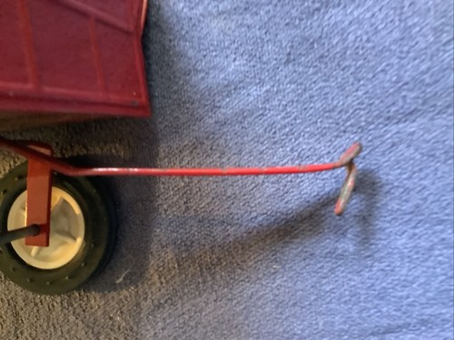 Ertl International Harvester Tractor & Grain Wagon Used - Picture 16 of 16