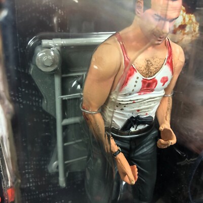 NECA - DIE HARD JOHN McCLANE ( CULT CLASSICS 3 ) 7