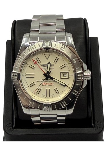 BREITLING Avenger II GMT A32390, 43mm Stainless Steel, White Dial
