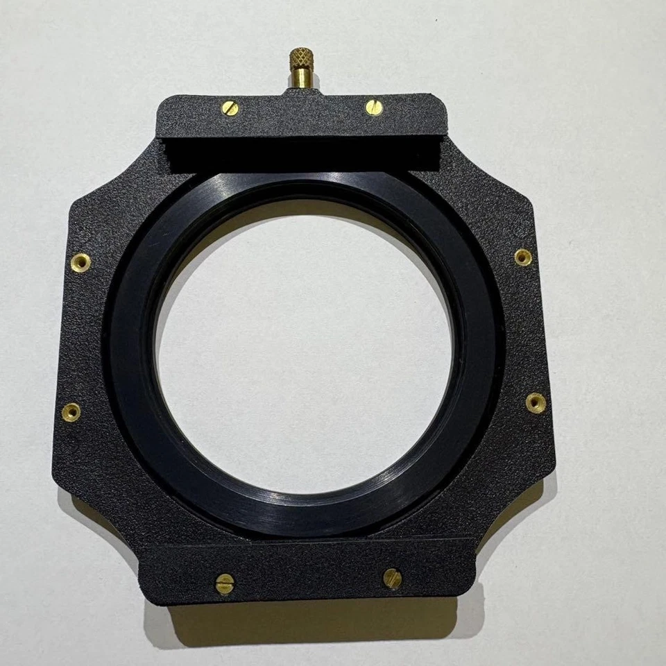 LEE Filters 77mm Mount Adapter with Case Photography Filter Accessory - Image 2 of 3