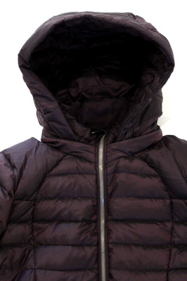 The Lululemon gesteppter Damen Mantel mit Kapuze 6 lila Nylon LJKTD028