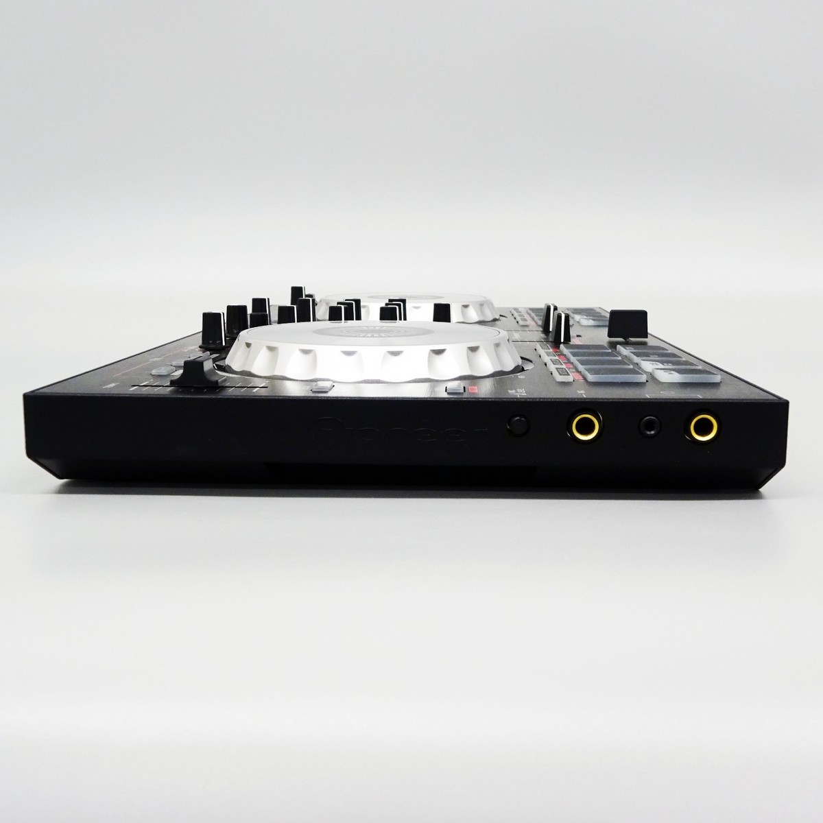Pioneer serato DDJ-SB ジャンク品 Pioneer serato DDJ-SB ジャンク品 Pioneer serato DDJ-SB